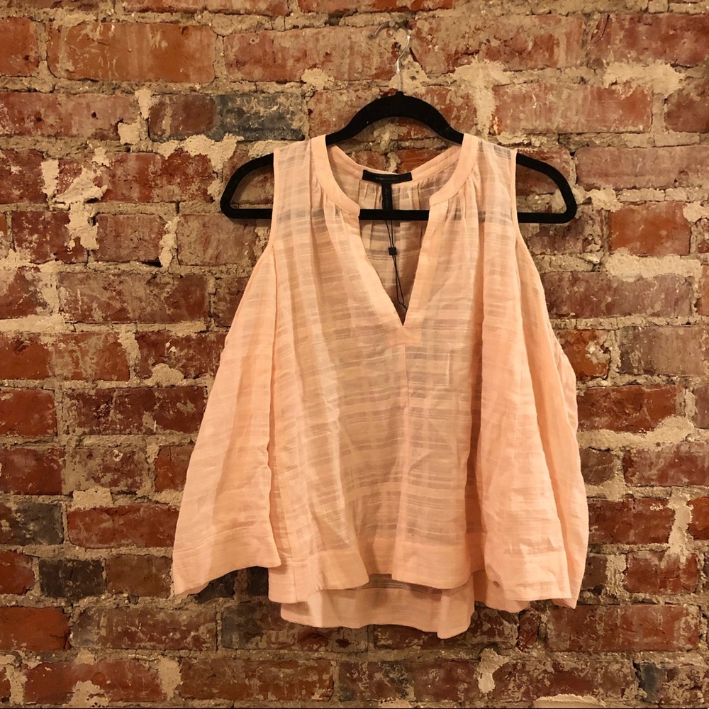 BCBG top